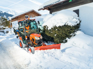 BX261_Winter_Street_Snowblade_Side