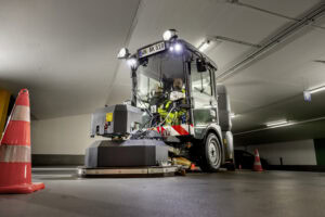 MC_150_municipal_scrubbing_deck_public_services_bsc_parking_garage_app_02_CI20-Print